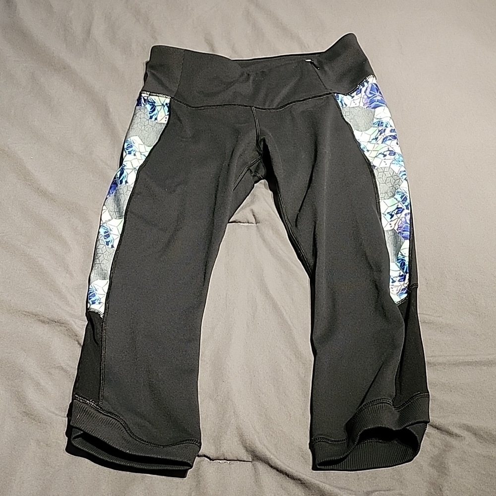 CALIA by Carrie Underwood Black and Blue Leggings for Active Wear